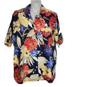 Cabin Creek Women Top Shirt Medium Colorful Button Up Floral Pocket Short Sleeve